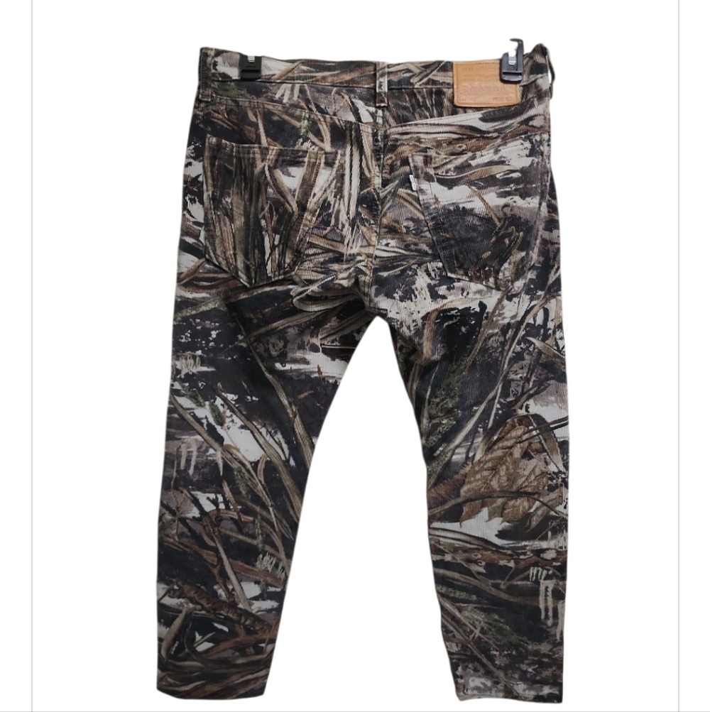 Preowned Levi's 502 Corduroy Camo Pants. - Picture 3 of 4